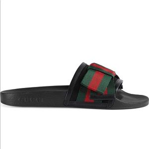 Gucci sandal slides